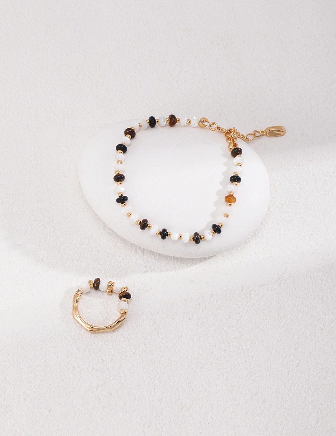 Ancient Style Tiger Eye Stone Ring