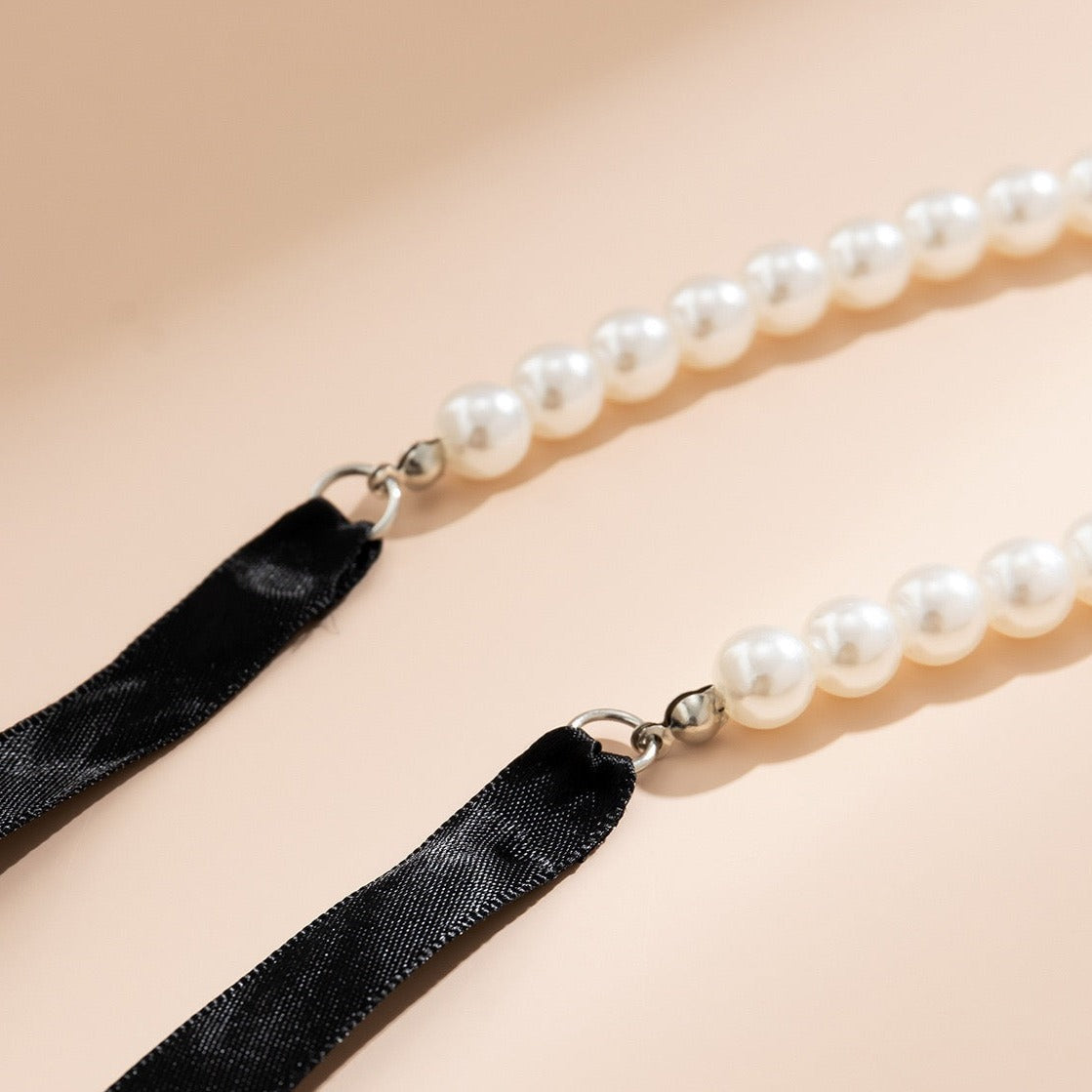 My Secret Pearl Ribbon Necklace