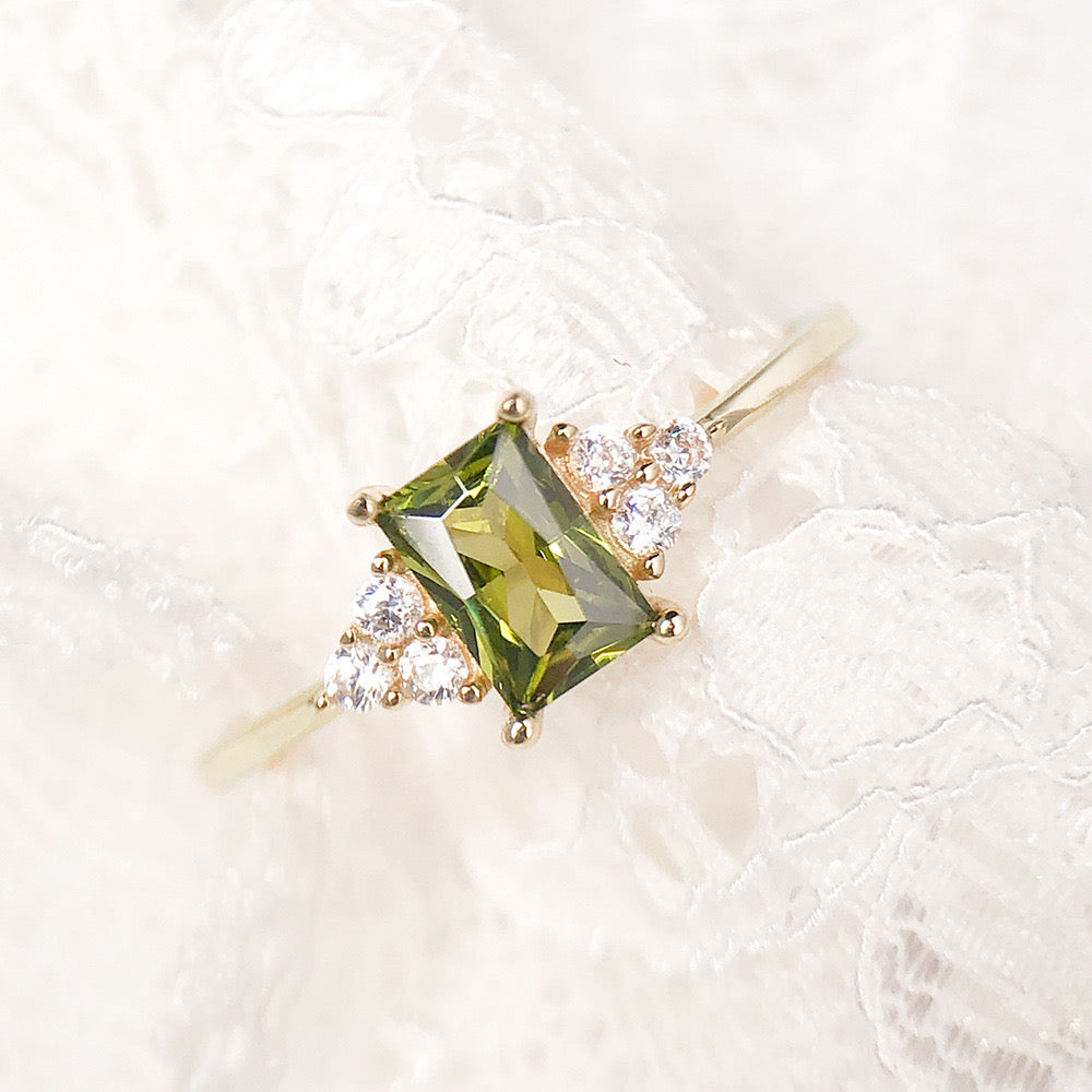 Elfe 18kt Gold-Plated Peridot Ring